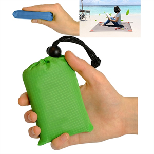 Waterproof Pocket Blanket